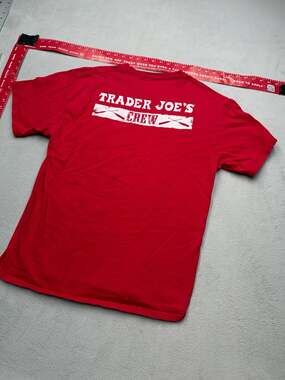 Trader Joe's Crew Employee Uniform Graphic T-Shirt
